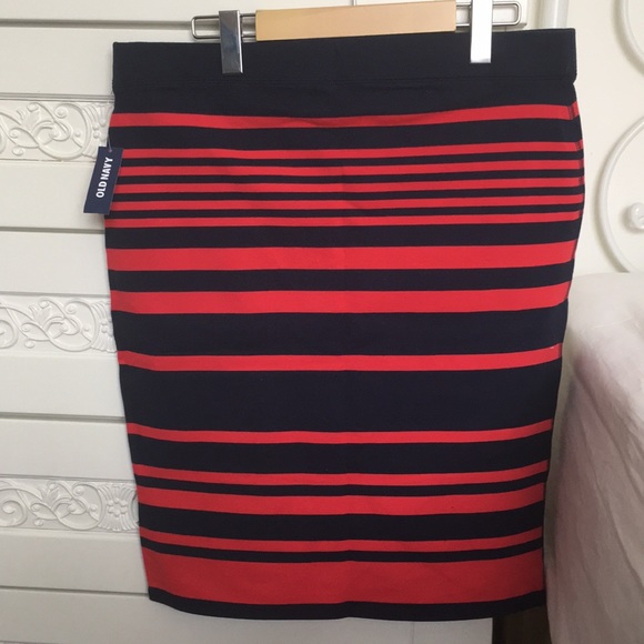 🌹Old Navy pencil skirt, L, BNWT! - Picture 2 of 5